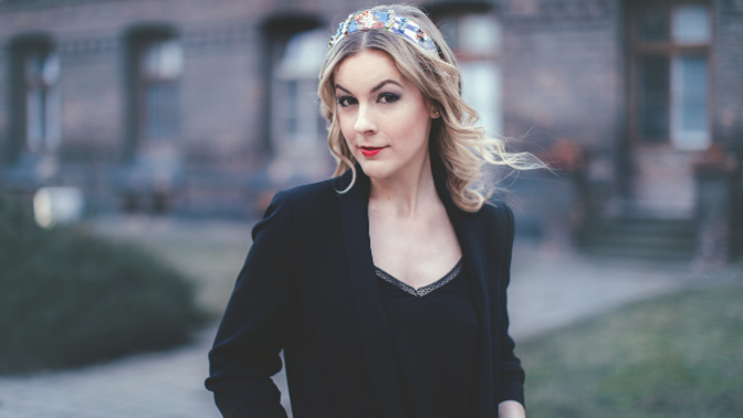LUCIE MÁDLOVÁ: Učím lidi myslet jinak LUCIE MÁDLOVÁ: Učím lidi myslet jinak