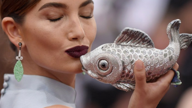Zemřela návrhářka ikonických kabelek Judith Leiber