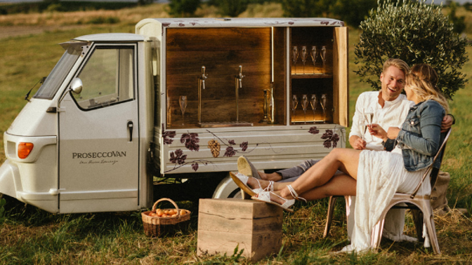 Proseccovan aneb Božská zkušenost na třech kolečkách Proseccovan aneb Božská zkušenost na třech kolečkách