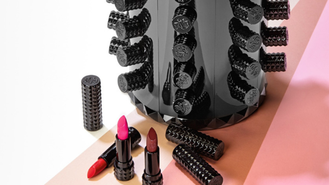 VYHRAJTE 40 RTĚNEK OD KAT VON D VYHRAJTE 40 RTĚNEK OD KAT VON D