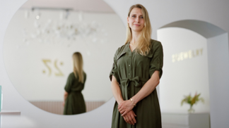LENKA KERLICKÁ: Základem šatníku je dobře ušité bílé tričko