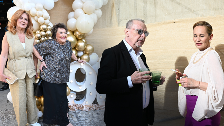 Oslava Jiřiny Bohdalové plná hvězd: Pogratulovat přišli herci, zpěváci i prezidenti 