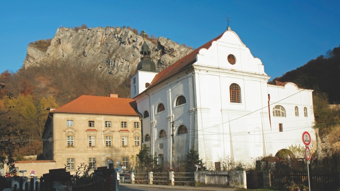 Svatý Jan pod Skalou