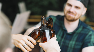 Náš vztah zničil alkohol