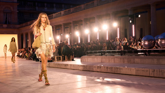 Přehlídka Isabel Marant se nesla v duchu Canyoncore