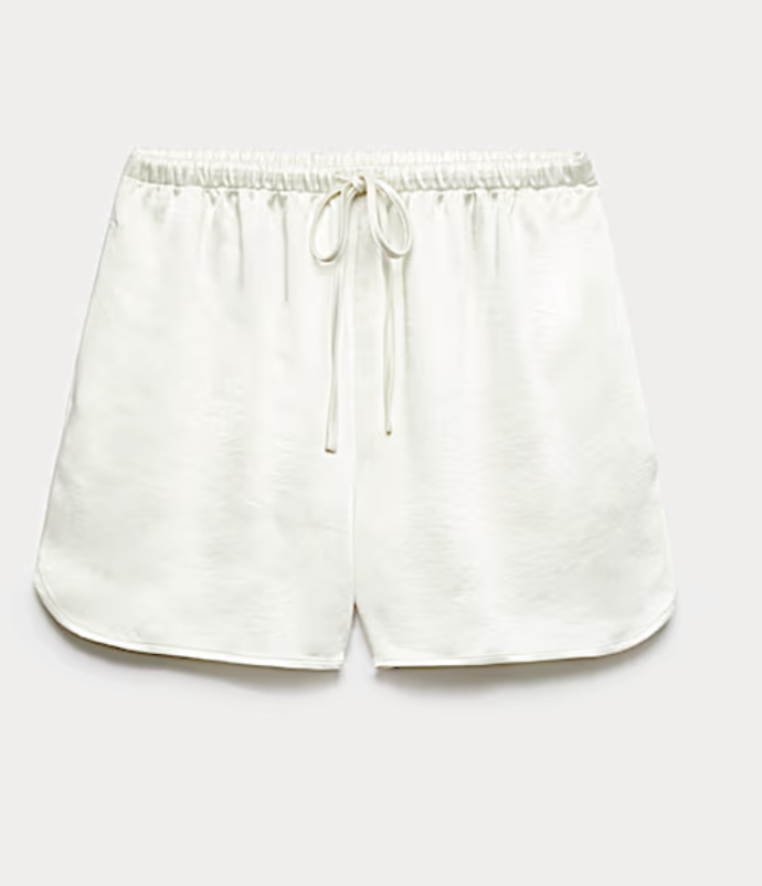 Silky Shorts, Marks and Spencer, 849 Kč Silky Shorts, Marks and Spencer, 849 Kč