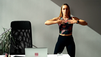Hana Číčelová, Kancl je taky gym
Hana Číčelová, Kancl je taky gym