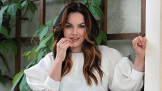 EWA FARNA: Ostře sledované tělo
