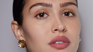 Už máte v kabelce lip stain? Vykouzlí dokonalé rty a vydrží až deset hodin
