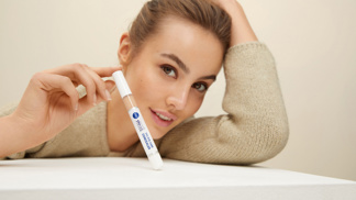 Jak dopadlo testování NIVEA Tónovacího očního krému v houbičce CELLULAR 3v1?