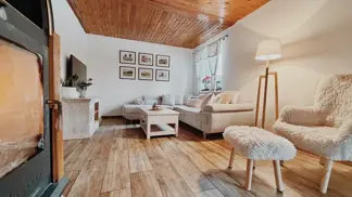Stylová samota u lesa: Chalupa Kulkuska je ideální únik z reality Stylová samota u lesa: Chalupa Kulkuska je ideální únik z reality