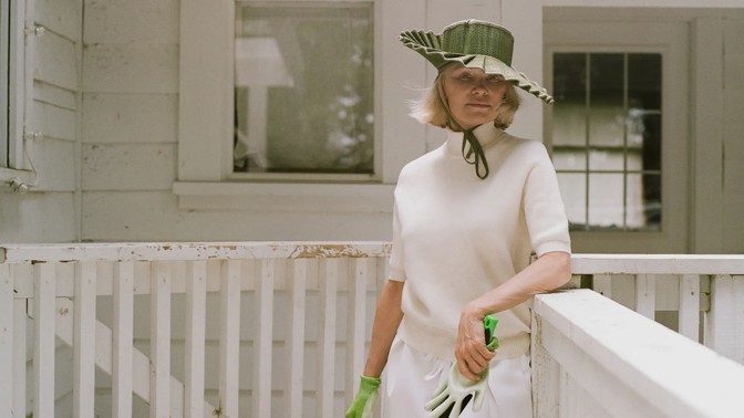 Pamela Anderson ve své milované zahradě
