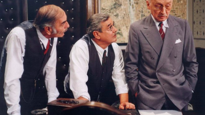 Panoptikum města pražského (1986)

Právě tento seriál volně navázal na Hříšné lidi Města pražského. Nese se tak ve stejném duchu, s většinou stejných herců. Má jednu sérii o 10 dílech.
