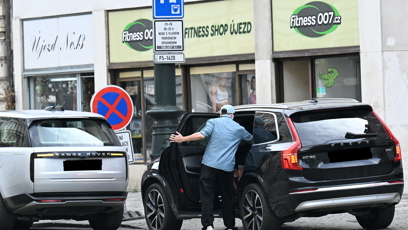 FOTO: Návrat k Daniele se nekoná, hudebník si jel jen pro poštu.