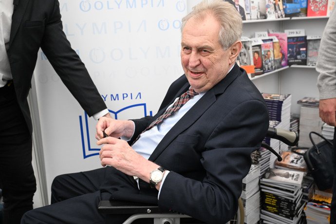 Bývalý prezident Miloš Zeman na akci Svět knihy.