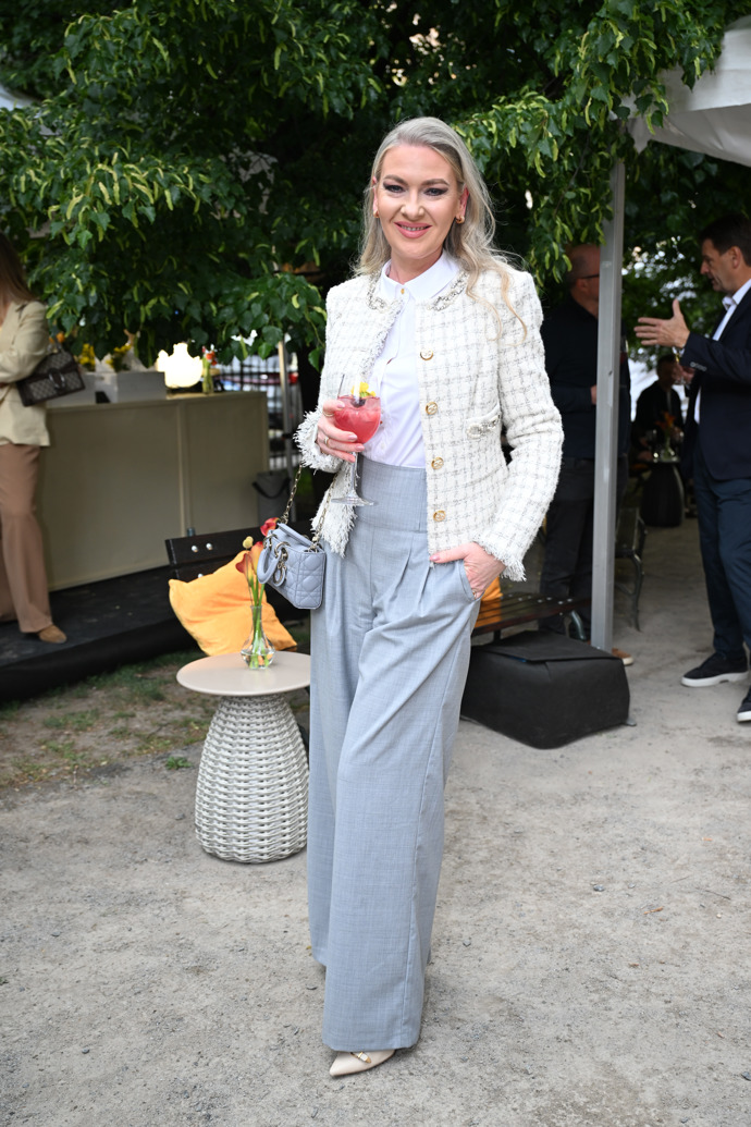 Lenka Graf byla jako vždy elegantní.