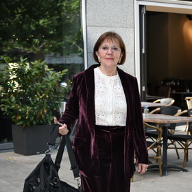 Herečka Lenka Termerová na premiéře zazářila.