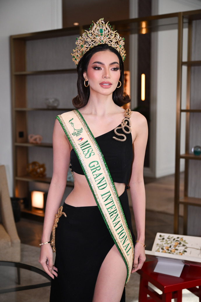 Emma Mary Tiglao bude korunovat českou vítězku Miss Grand Czech Republic.