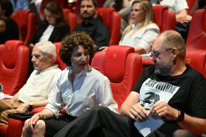 Mámu přišla podpořit také herečka Martha Issová s manželem Davidem Ondříčkem.