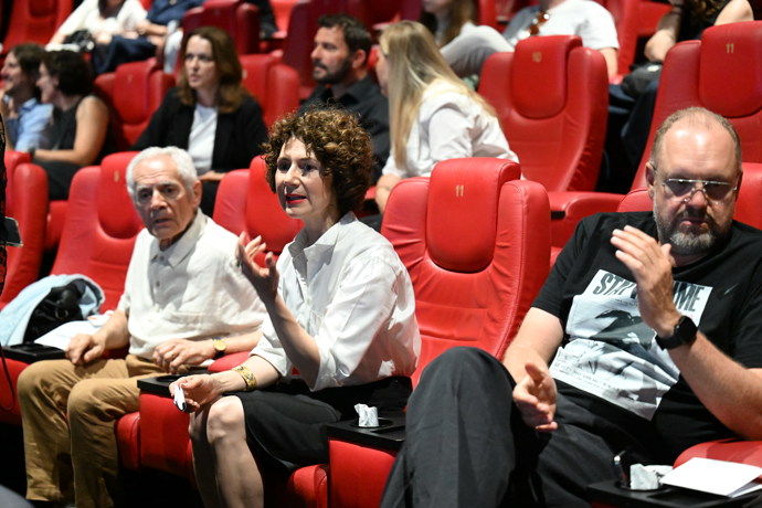 Martha Issová s tatínkem, Morisem Issou.