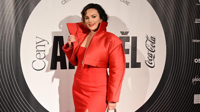 Ewa Farna oblékla outfit od Borise Krále
Ewa Farna oblékla outfit od Borise Krále