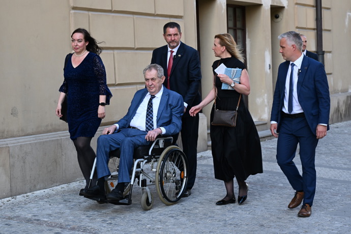 Miloš Zeman dorazil.