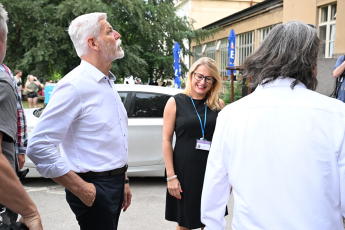 Petr Pavel dorazil na nedělní Mezi ploty. 