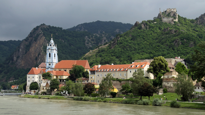 Perly kousek od hranic II: Dürnstein