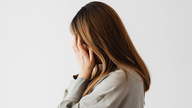 ADHD pro ženy nemusí znamenat jen nepozornost. S diagnostikou často pomohou příznaky u dětí