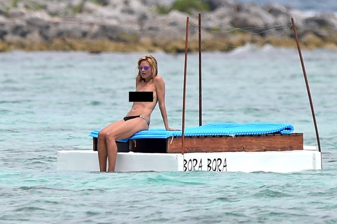 Heidi Klum se nahoty rozhodně nebojí.