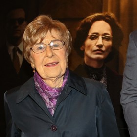 Jana Kánská nemohla před 76 lety maminku ani naposledy obejmout. Poslední slova Milady Horákové si přečetla až po 40 letech Jana Kánská nemohla před 76 lety maminku ani naposledy obejmout. Poslední slova Milady Horákové si přečetla až po 40 letech