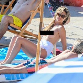 Heidi Klum se nahoty rozhodně nebojí.
