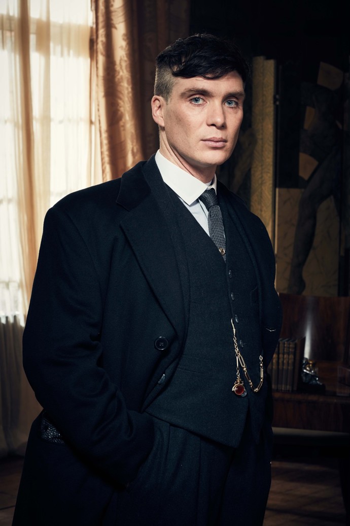 Cillian Murphy proslul v druhé dekádě nového milénia jako Tommy Shelby v seriálu Gangy z Birminghamu. Kromě hercovy role zaujal diváky i jeho účes, který začali hromadně napodobovat muži po celém světě.