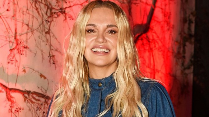 Dara Rolins jenom kvete! Společná fotka s Pavlem Nedvědem je toho důkazem