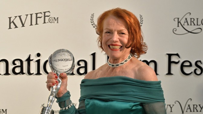 Iva Janžurová