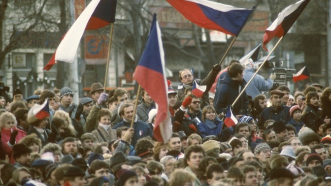 Sametová revoluce
