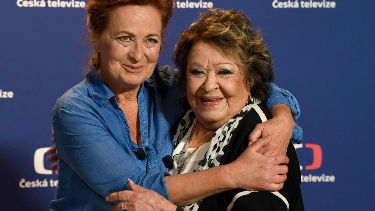 Jiřina Bohdalová a Simona Stašová
