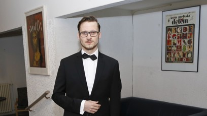 FOTO: Dokumentarista Jiří Sádek se po návratu z Asie a Afriky odhodlal k radikálnímu kroku. Zrušil klasické bydlení a už víc než tři měsíce žije střídavě v hostelech, hotelech nebo apartmánech přes Airbnb.