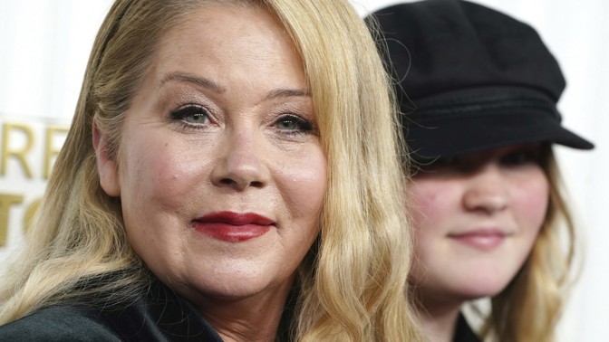 Christina Applegate bojuje už pět let s roztroušenou sklerózou.
