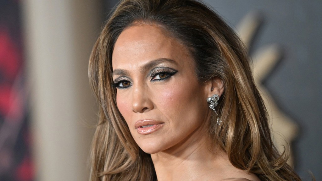 Jennifer Lopez
