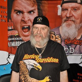 Herec Donald Gibb zemřel po dlouhé nemoci.
