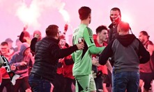 Hrdina skandálních derby pražských S: Masér Slavie bránil gólmana Sparty vlastním tělem