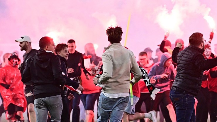 Tribuna Sever napadla Jakuba Surovčíka.