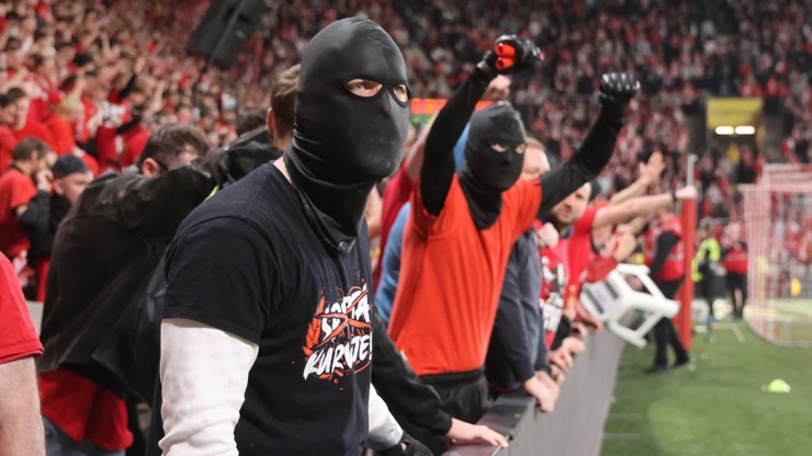 Tribuna Sever.