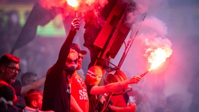 FOTO: Tribuna sever