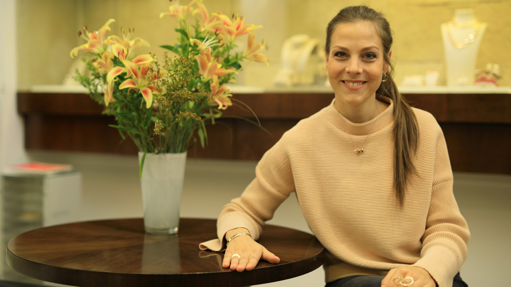 JENNY HALADA: Češky se rády ozdobí, jsou elegantní