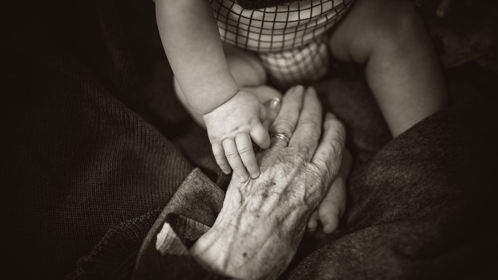 Komárkova nadace pomáhá seniorům