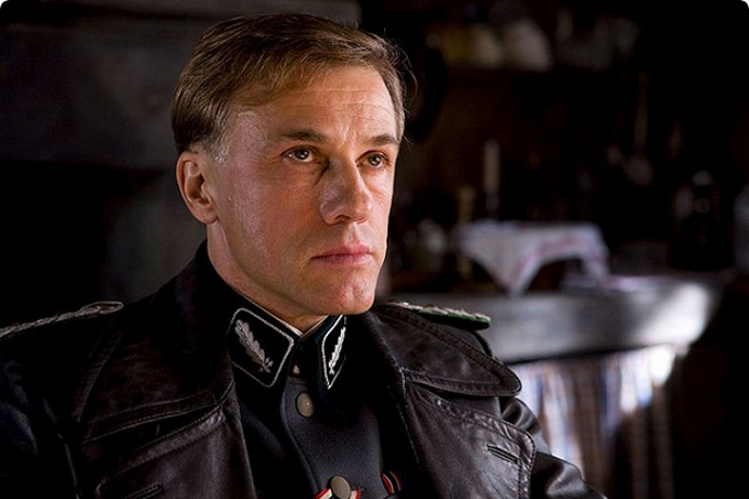 snímek z filmu Hanebný pancharti (Christoph Waltz)