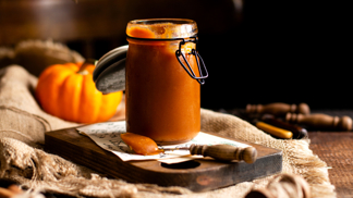 Vyrobte si dýňový sirup do pumpkin spice latté, který domov provoní skořicí Vyrobte si dýňový sirup do pumpkin spice latté, který domov provoní skořicí