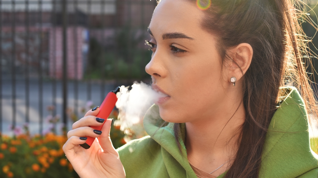 Vapování dospívajících
Vapování dospívajících